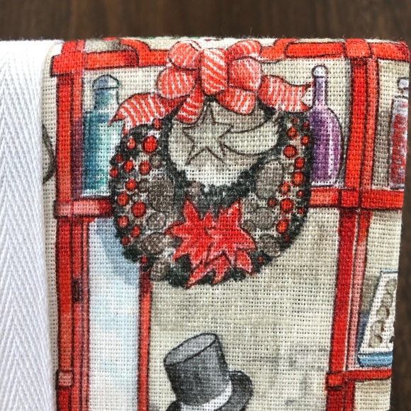 Williams Sonoma Town Square Napkins, Set of 4 - Picture 7 of 7